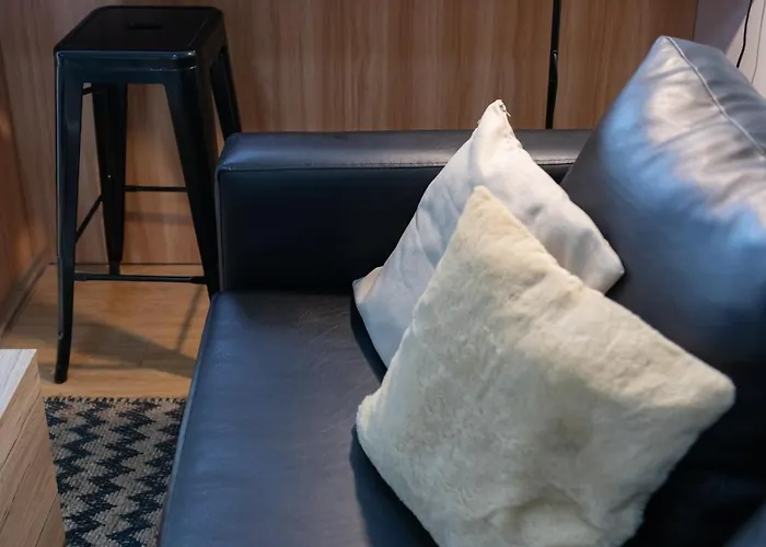 7th Floor It Park Walking Distance To Everything