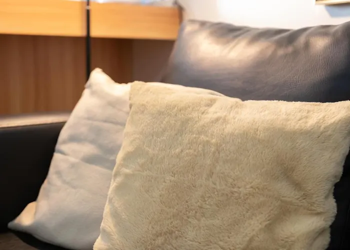 7th Floor It Park Walking Distance To Everything 아파트호텔 세부